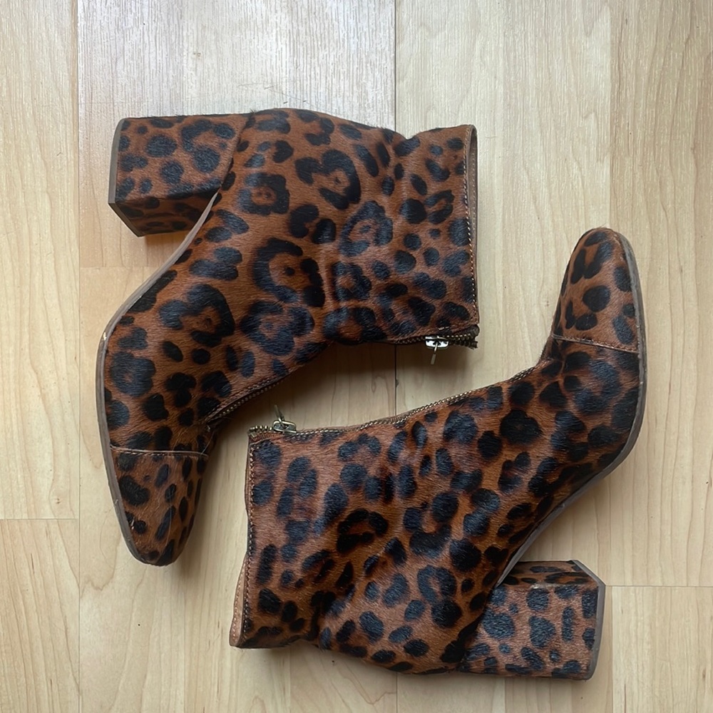 Madewell Calf Hair leopard ankle boots